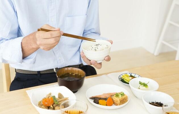日常健康飲食中，葷素食如何搭配？